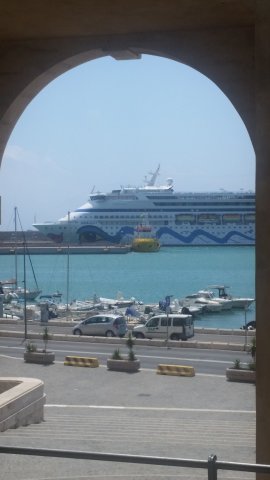 aida aura  1